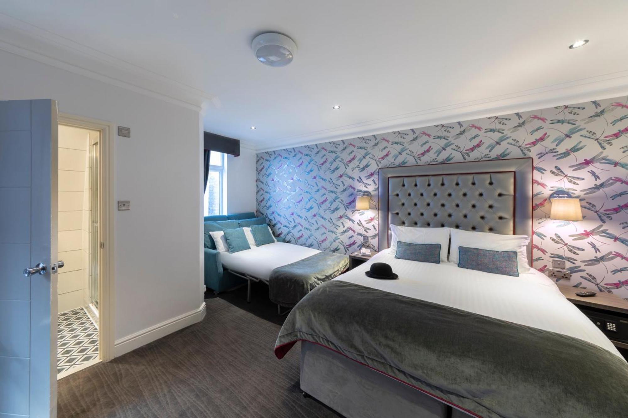 The Beverley Hotel London - Victoria Exterior photo